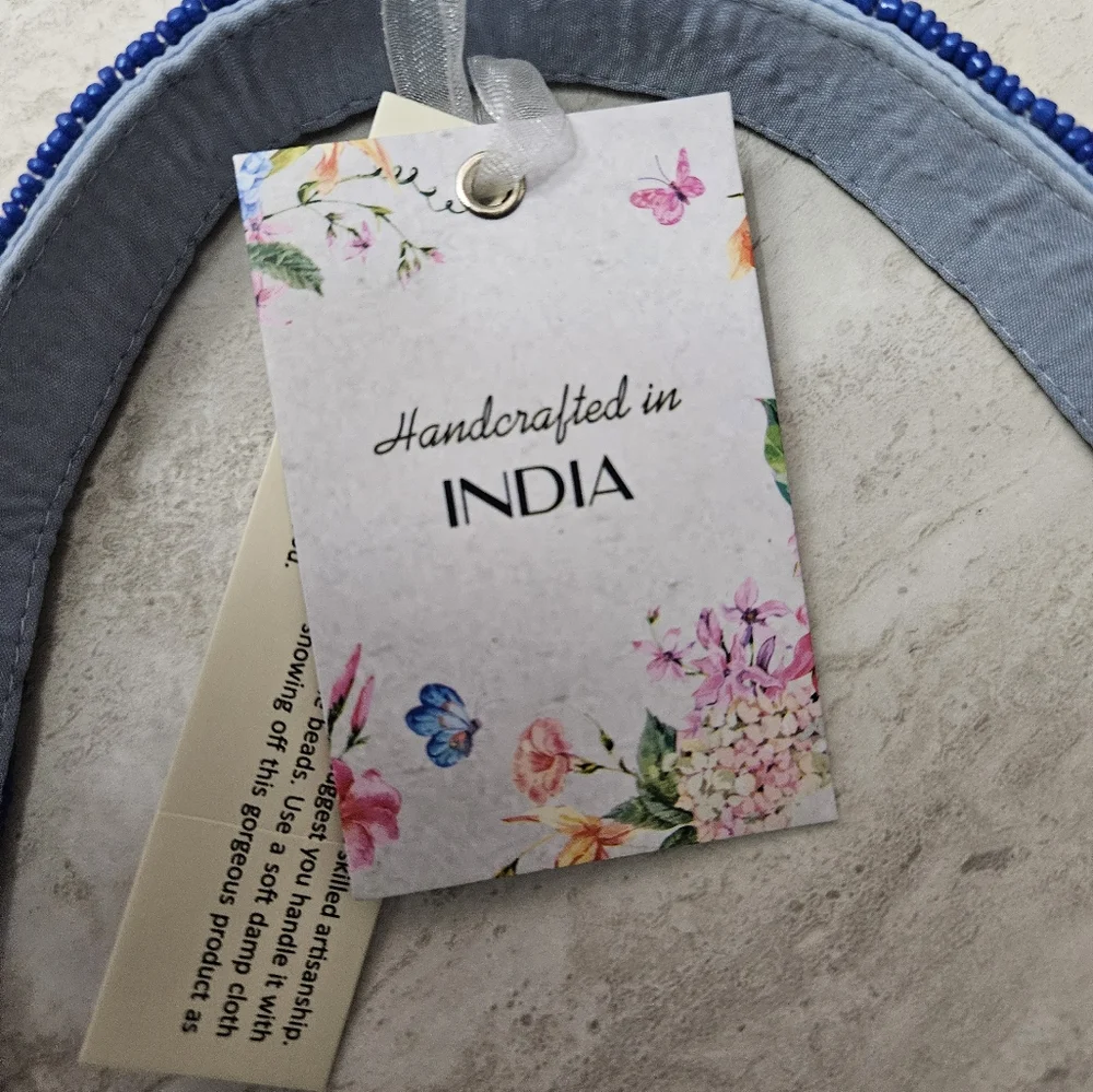 NWT Viral Handcrafted in India Sardine 🐟 Fish Beaded Shoulder Bag - Picture 8 of 8